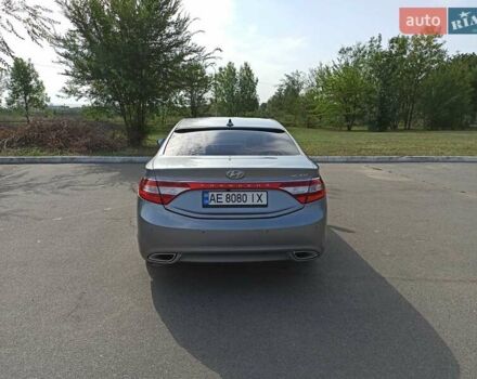 Серый Хендай Грандер, объемом двигателя 3 л и пробегом 255 тыс. км за 10900 $, фото 3 на Automoto.ua