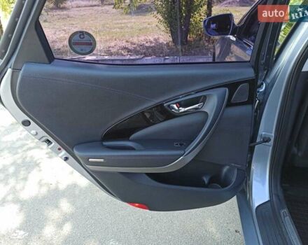 Серый Хендай Грандер, объемом двигателя 3 л и пробегом 255 тыс. км за 10900 $, фото 8 на Automoto.ua