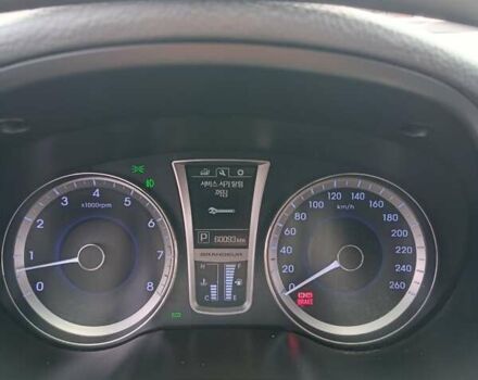 Сірий Хендай Грандер, об'ємом двигуна 3 л та пробігом 60 тис. км за 12800 $, фото 1 на Automoto.ua