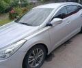 Сірий Хендай Грандер, об'ємом двигуна 3 л та пробігом 60 тис. км за 12800 $, фото 3 на Automoto.ua
