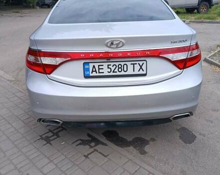 Сірий Хендай Грандер, об'ємом двигуна 3 л та пробігом 60 тис. км за 12800 $, фото 7 на Automoto.ua