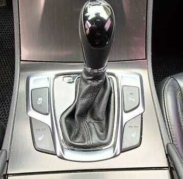 Серый Хендай Грандер, объемом двигателя 3 л и пробегом 247 тыс. км за 10700 $, фото 20 на Automoto.ua