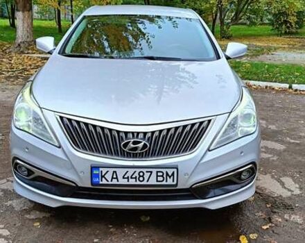 Серый Хендай Грандер, объемом двигателя 3 л и пробегом 247 тыс. км за 10700 $, фото 6 на Automoto.ua