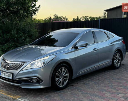 Серый Хендай Грандер, объемом двигателя 3 л и пробегом 295 тыс. км за 11000 $, фото 7 на Automoto.ua