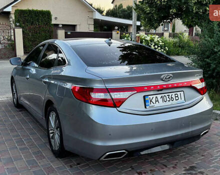 Сірий Хендай Грандер, об'ємом двигуна 3 л та пробігом 295 тис. км за 9500 $, фото 9 на Automoto.ua