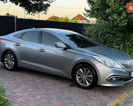 Сірий Хендай Грандер, об'ємом двигуна 3 л та пробігом 295 тис. км за 9500 $, фото 1 на Automoto.ua