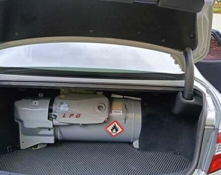 Серый Хендай Грандер, объемом двигателя 3 л и пробегом 247 тыс. км за 10700 $, фото 29 на Automoto.ua