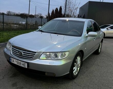 Серый Хендай Грандер, объемом двигателя 3.3 л и пробегом 200 тыс. км за 5800 $, фото 1 на Automoto.ua