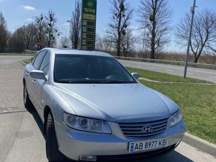 Серый Хендай Грандер, объемом двигателя 3.3 л и пробегом 192 тыс. км за 6500 $, фото 1 на Automoto.ua