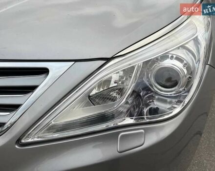 Серый Хендай Грандер, объемом двигателя 3 л и пробегом 93 тыс. км за 11900 $, фото 1 на Automoto.ua