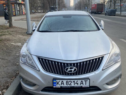 Хендай Грандер 2013 у Києві на Automoto.ua Сірий Хендай Грандер, об'ємом двигуна 3 л та пробігом 378 тис. км за 10200 $, фото 1 на Automoto.ua