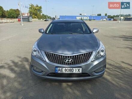 Хендай Грандер 2014 в Днепре (Днепропетровске) на Automoto.ua Серый Хендай Грандер, объемом двигателя 3 л и пробегом 245 тыс. км за 10900 $, фото 1 на Automoto.ua