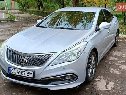 Серый Хендай Грандер, объемом двигателя 3 л и пробегом 247 тыс. км за 10700 $, фото 1 на Automoto.ua