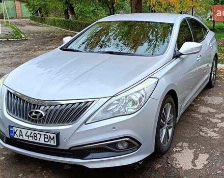 Серый Хендай Грандер, объемом двигателя 3 л и пробегом 247 тыс. км за 10700 $, фото 1 на Automoto.ua