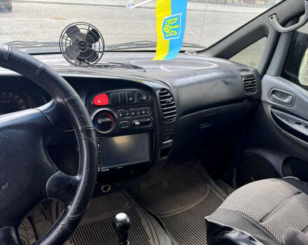 Белый Хендай Н 100 груз., объемом двигателя 2.4 л и пробегом 1000 тыс. км за 4400 $, фото 5 на Automoto.ua