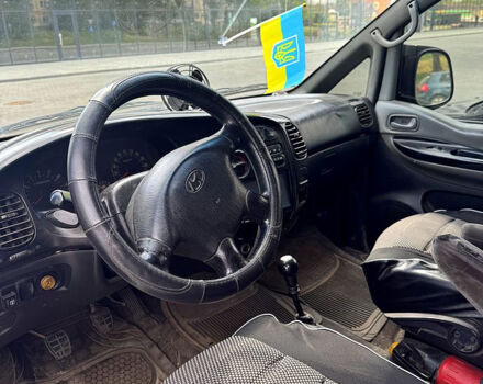 Белый Хендай Н 100 груз., объемом двигателя 2.4 л и пробегом 1000 тыс. км за 4400 $, фото 7 на Automoto.ua