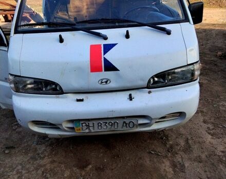 Білий Хендай Н 100 вант., об'ємом двигуна 25 л та пробігом 205 тис. км за 1300 $, фото 1 на Automoto.ua