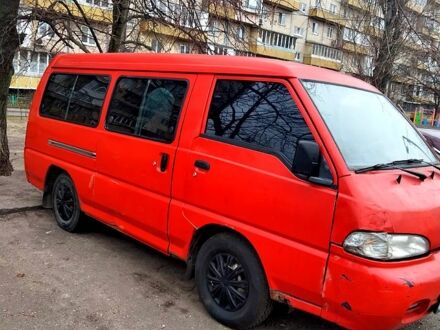 Хендай Н 100 груз. 1998 в Киеве на Automoto.ua Красный Хендай Н 100 груз., объемом двигателя 24 л и пробегом 370 тыс. км за 2000 $, фото 1 на Automoto.ua