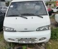 Белый Хендай Н 100 пасс, объемом двигателя 2.5 л и пробегом 350 тыс. км за 2800 $, фото 1 на Automoto.ua