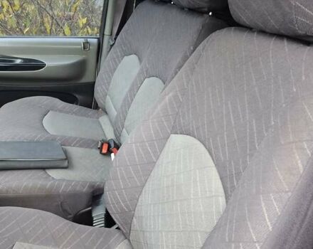 Белый Хендай Н 200, объемом двигателя 2.48 л и пробегом 348 тыс. км за 4500 $, фото 15 на Automoto.ua