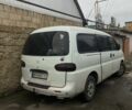 Белый Хендай Н 200, объемом двигателя 2.5 л и пробегом 780 тыс. км за 3550 $, фото 2 на Automoto.ua
