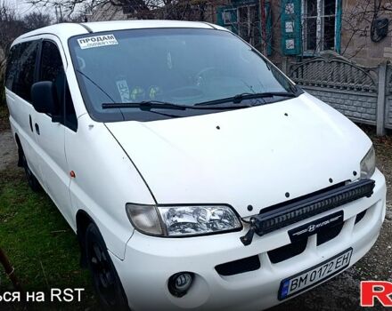 Білий Хендай Н 200, об'ємом двигуна 2.5 л та пробігом 485 тис. км за 3900 $, фото 1 на Automoto.ua