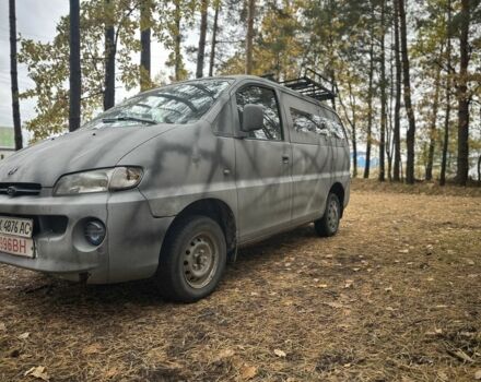 Білий Хендай Н 200, об'ємом двигуна 2.5 л та пробігом 270 тис. км за 1750 $, фото 7 на Automoto.ua