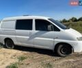 Білий Хендай Н 200, об'ємом двигуна 2.5 л та пробігом 393 тис. км за 1700 $, фото 1 на Automoto.ua