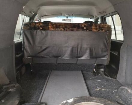 Белый Хендай Н 200, объемом двигателя 2.5 л и пробегом 212 тыс. км за 2500 $, фото 1 на Automoto.ua