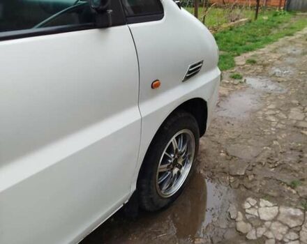 Білий Хендай Н 200, об'ємом двигуна 0 л та пробігом 350 тис. км за 3800 $, фото 6 на Automoto.ua