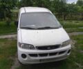 Белый Хендай Н 200, объемом двигателя 2.5 л и пробегом 2 тыс. км за 1800 $, фото 1 на Automoto.ua
