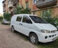 Білий Хендай Н 200, об'ємом двигуна 2.5 л та пробігом 400 тис. км за 1899 $, фото 1 на Automoto.ua