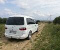 Белый Хендай Н 200, объемом двигателя 2 л и пробегом 370 тыс. км за 3999 $, фото 3 на Automoto.ua