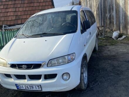 Білий Хендай Н 200, об'ємом двигуна 2.5 л та пробігом 436 тис. км за 3000 $, фото 1 на Automoto.ua