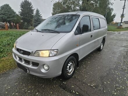 Хендай Н 200 2002 в Житомире на Automoto.ua Белый Хендай Н 200, объемом двигателя 2.5 л и пробегом 309 тыс. км за 2200 $, фото 1 на Automoto.ua