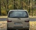 Хендай Н 200 2004 в Умани на Automoto.ua Бежевый Хендай Н 200, объемом двигателя 2.5 л и пробегом 310 тыс. км за 3350 $, фото 4 на Automoto.ua