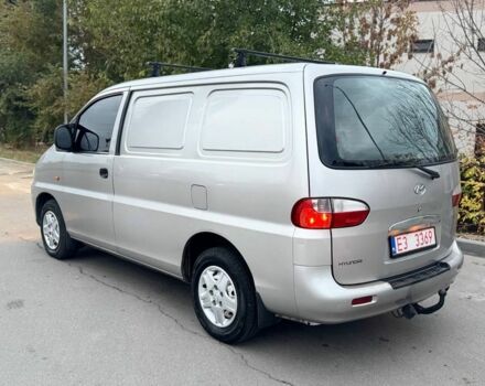 Бежевый Хендай Н 200, объемом двигателя 2.5 л и пробегом 250 тыс. км за 3800 $, фото 7 на Automoto.ua