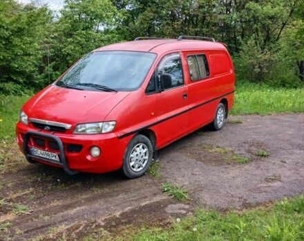 Червоний Хендай Н 200, об'ємом двигуна 2.5 л та пробігом 362 тис. км за 3200 $, фото 3 на Automoto.ua