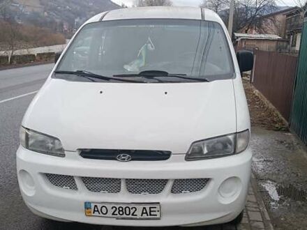 Хендай Н 200 1999 в Рахове на Automoto.ua Хендай Н 200, объемом двигателя 2.5 л и пробегом 348 тыс. км за 3500 $, фото 1 на Automoto.ua
