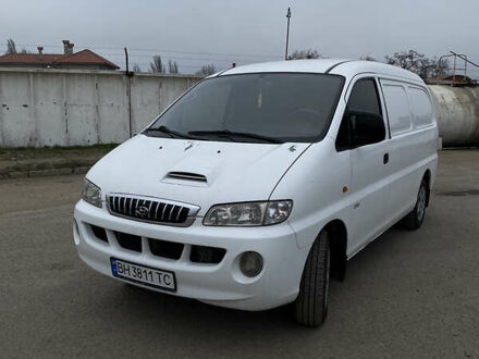 Хендай Н 200 2006 у Одесі на Automoto.ua Хендай Н 200, об'ємом двигуна 0 л та пробігом 400 тис. км за 5299 $, фото 1 на Automoto.ua