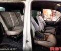 Белый Хендай Н 200 пасс., объемом двигателя 2.5 л и пробегом 289 тыс. км за 3600 $, фото 4 на Automoto.ua