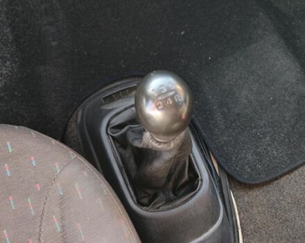 Коричневый Хендай Н 200 пасс., объемом двигателя 2.5 л и пробегом 275 тыс. км за 3690 $, фото 5 на Automoto.ua