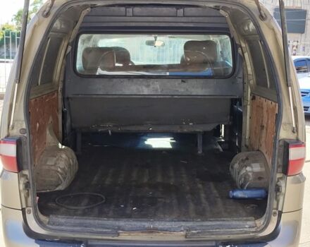 Коричневый Хендай Н 200 пасс., объемом двигателя 2.5 л и пробегом 275 тыс. км за 3690 $, фото 16 на Automoto.ua