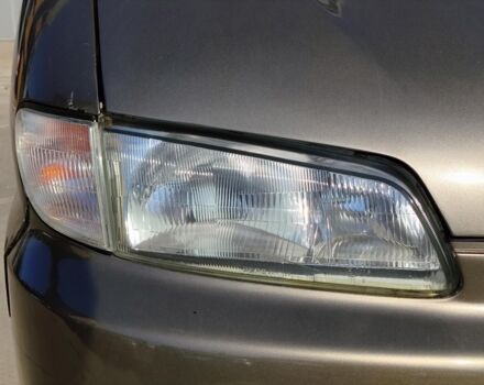 Коричневый Хендай Н 200 пасс., объемом двигателя 2.5 л и пробегом 275 тыс. км за 3690 $, фото 13 на Automoto.ua