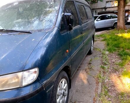 Хендай Н 200 пасс., объемом двигателя 2.5 л и пробегом 0 тыс. км за 4000 $, фото 1 на Automoto.ua