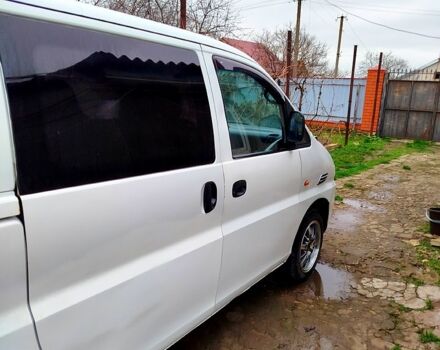 Хендай Н 200 пасс., объемом двигателя 2.5 л и пробегом 350 тыс. км за 3800 $, фото 6 на Automoto.ua