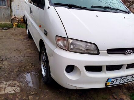 Хендай Н 200 пас., об'ємом двигуна 2.5 л та пробігом 350 тис. км за 3800 $, фото 1 на Automoto.ua