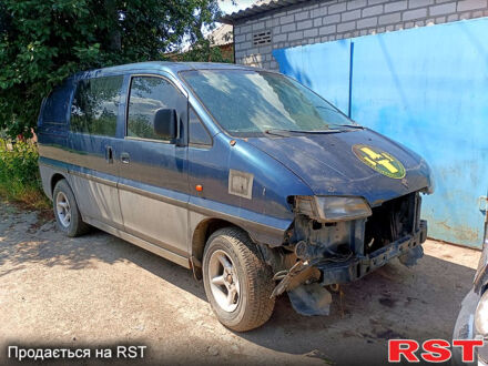 Хендай Н 200 пасс. 2001 в Кривом Роге на Automoto.ua Хендай Н 200 пасс., объемом двигателя 2.5 л и пробегом 0 тыс. км за 1250 $, фото 1 на Automoto.ua