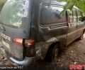 Синий Хендай Н 200 пасс., объемом двигателя 2.5 л и пробегом 300 тыс. км за 2500 $, фото 1 на Automoto.ua