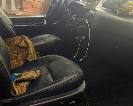 Синий Хендай Н 200 пасс., объемом двигателя 2.5 л и пробегом 350 тыс. км за 4300 $, фото 8 на Automoto.ua